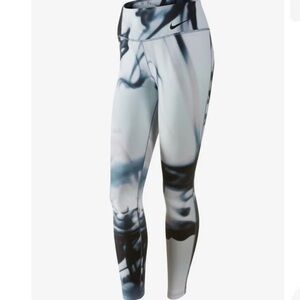 Nike Legendary Lava Dri-Fit Training Running Legging  size S